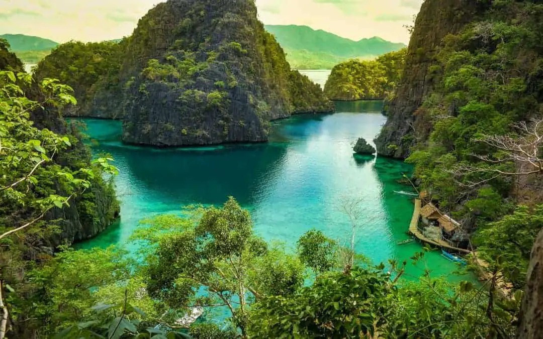 Ten Great Reasons To Take A Family Trip to Palawan
