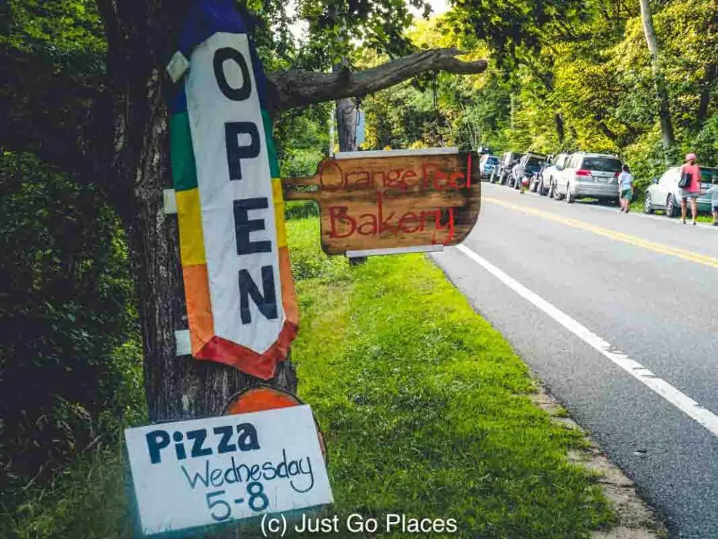 potluck pizza and the hippie spirit of Martha’s Vineyard