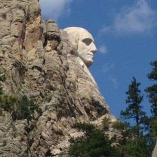 washington in profile at rushmore