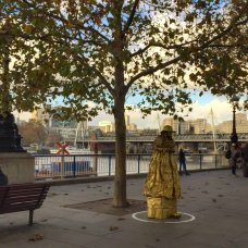 Southbank busker