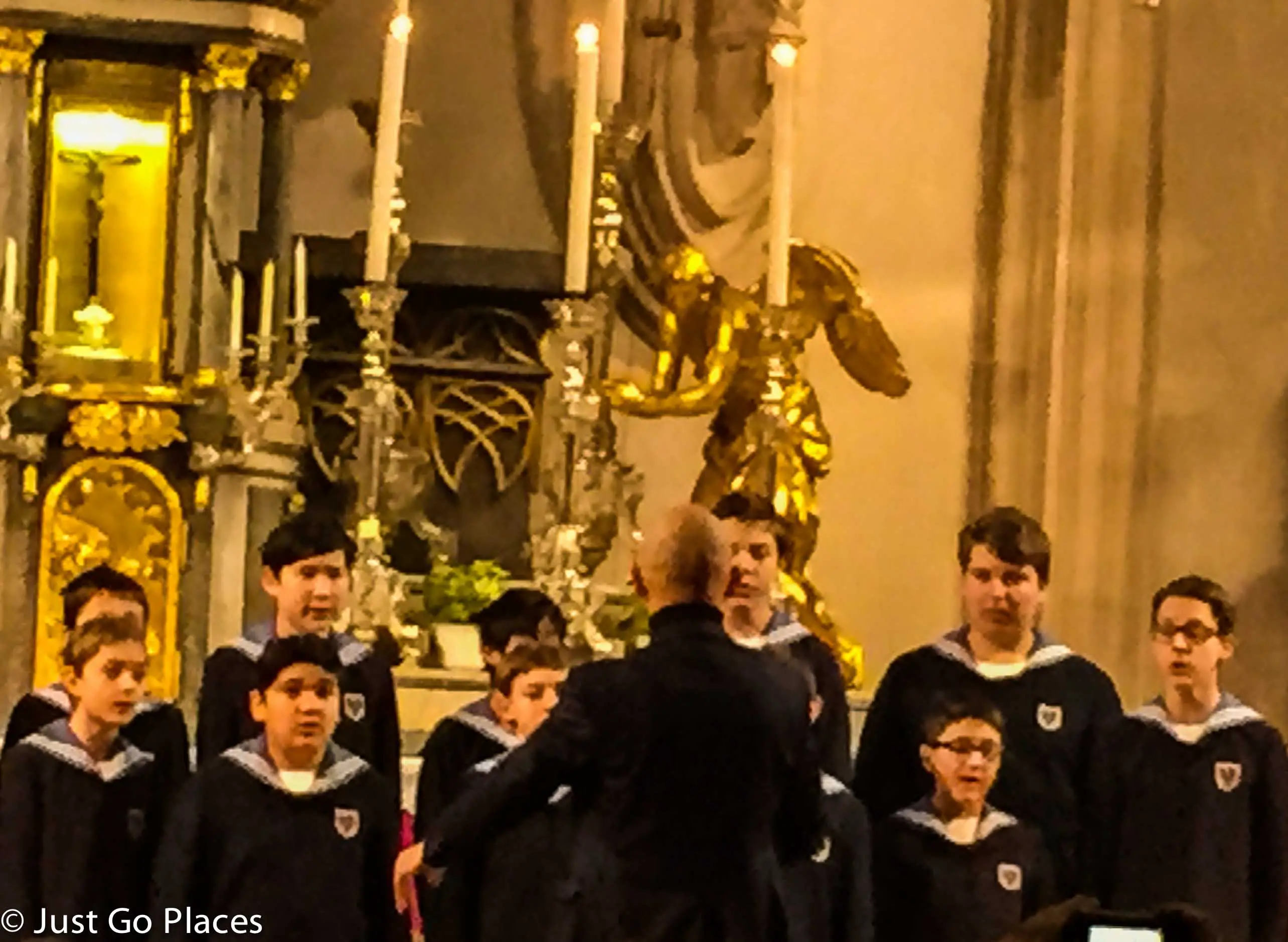 Vienna Choir Boys Performance