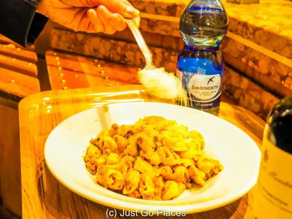 the traditional ragu sauce in Bologna