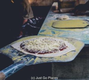 potluck pizza and the hippie spirit of Martha’s Vineyard