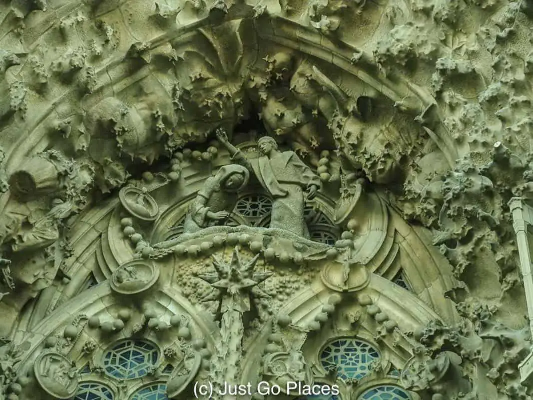 Fun Facts About The Most Famous Church in Barcelona, La Familia Sagrada