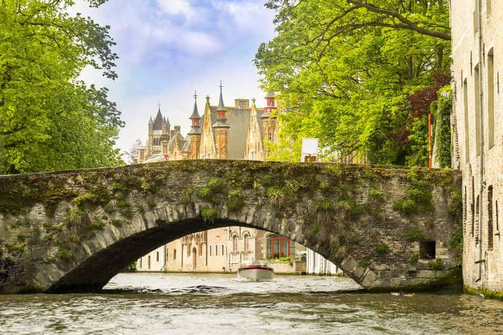 Canal and bridge in Brugge, Belgium