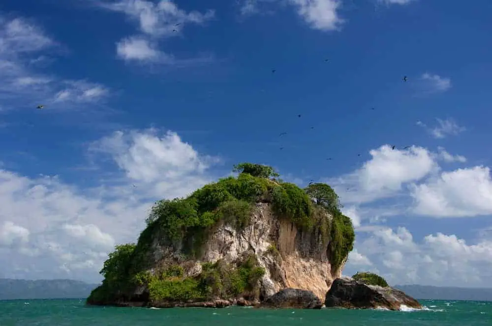 Why visit Los Haitises National Park Dominican Republic | Los Haitises National Park Tours | Los Haitises National Park Hotels | Parque Nacional Los Haitises | #DominicanRepublic #Caribbean 