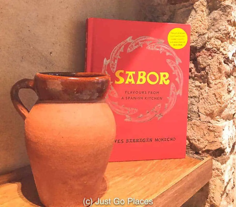 Bring the flavours of the best Spanish restaurant London with this cookbook published by the chef at Sabor London.