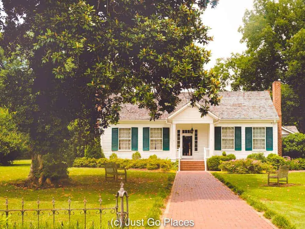 A visit to Ivy Green, the birthplace of Helen Keller, is one of the great things to do in North Alabama