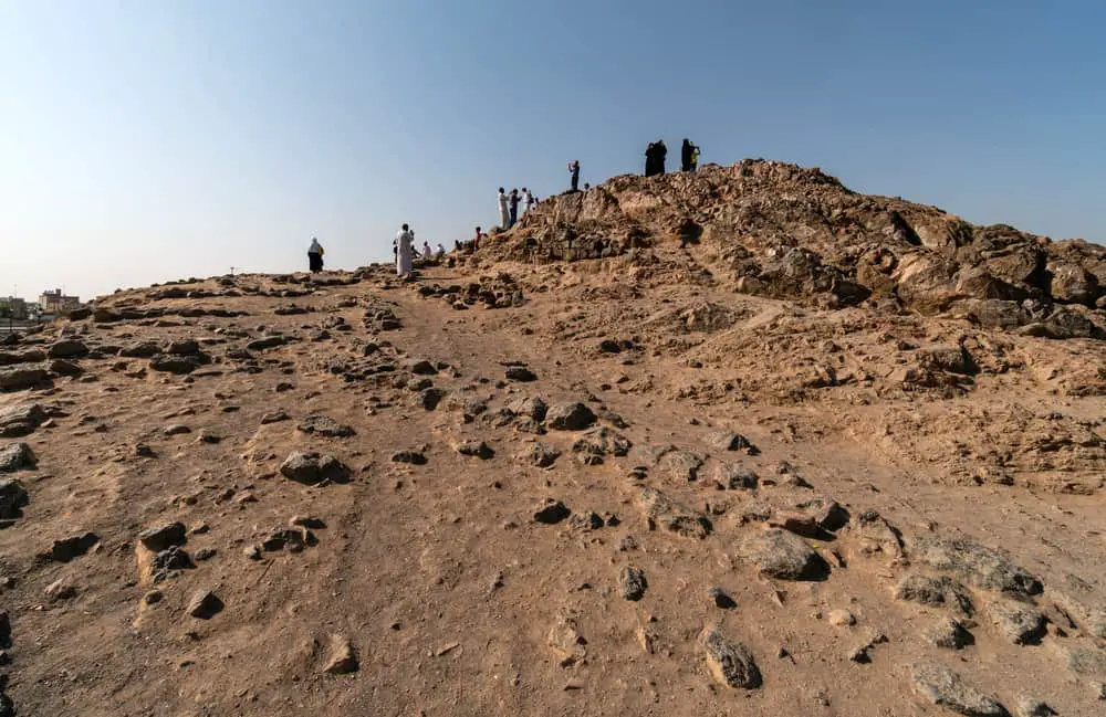 pilgrims at Mt Uhud