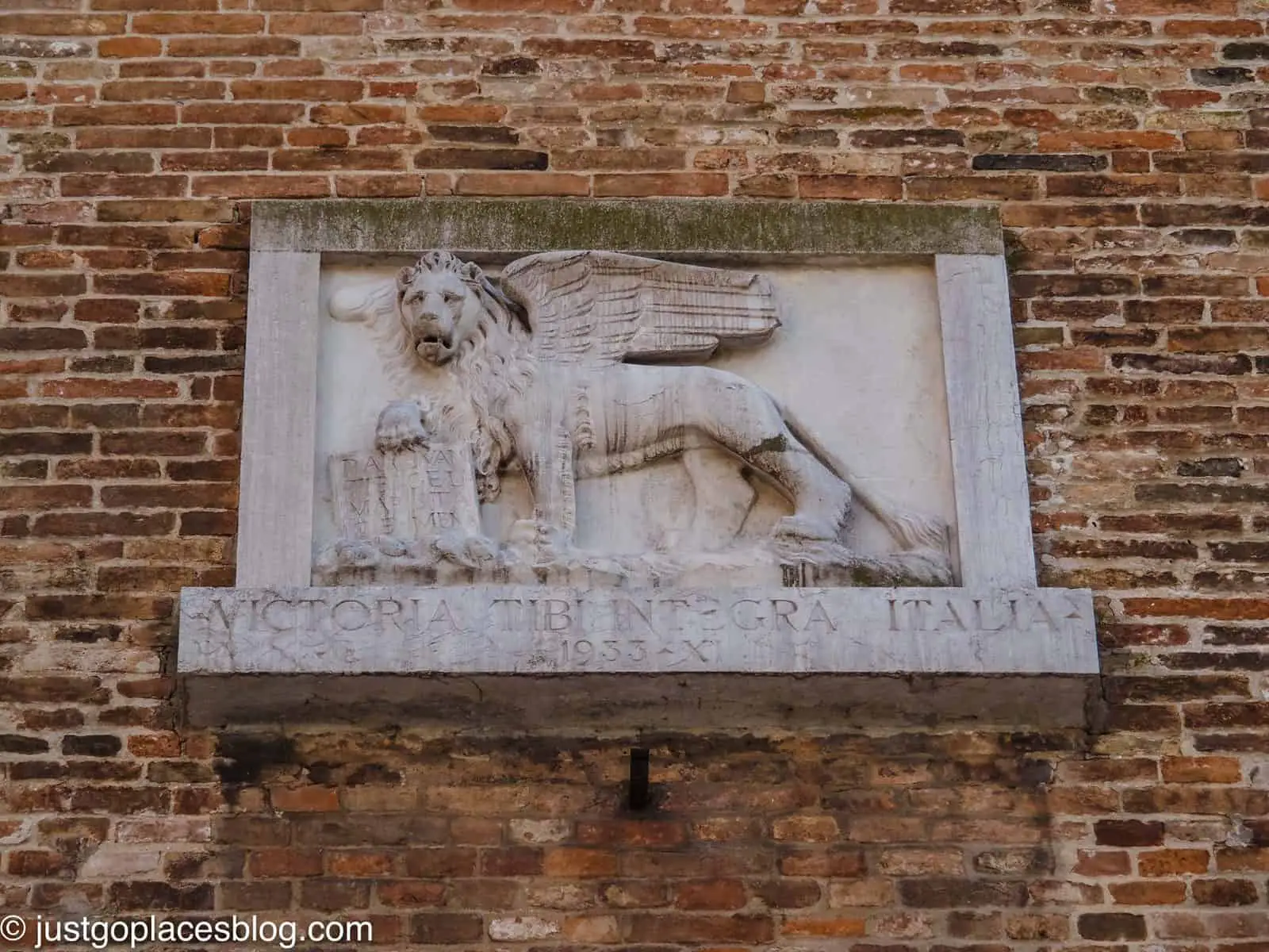 A plaque of the lion of Venice