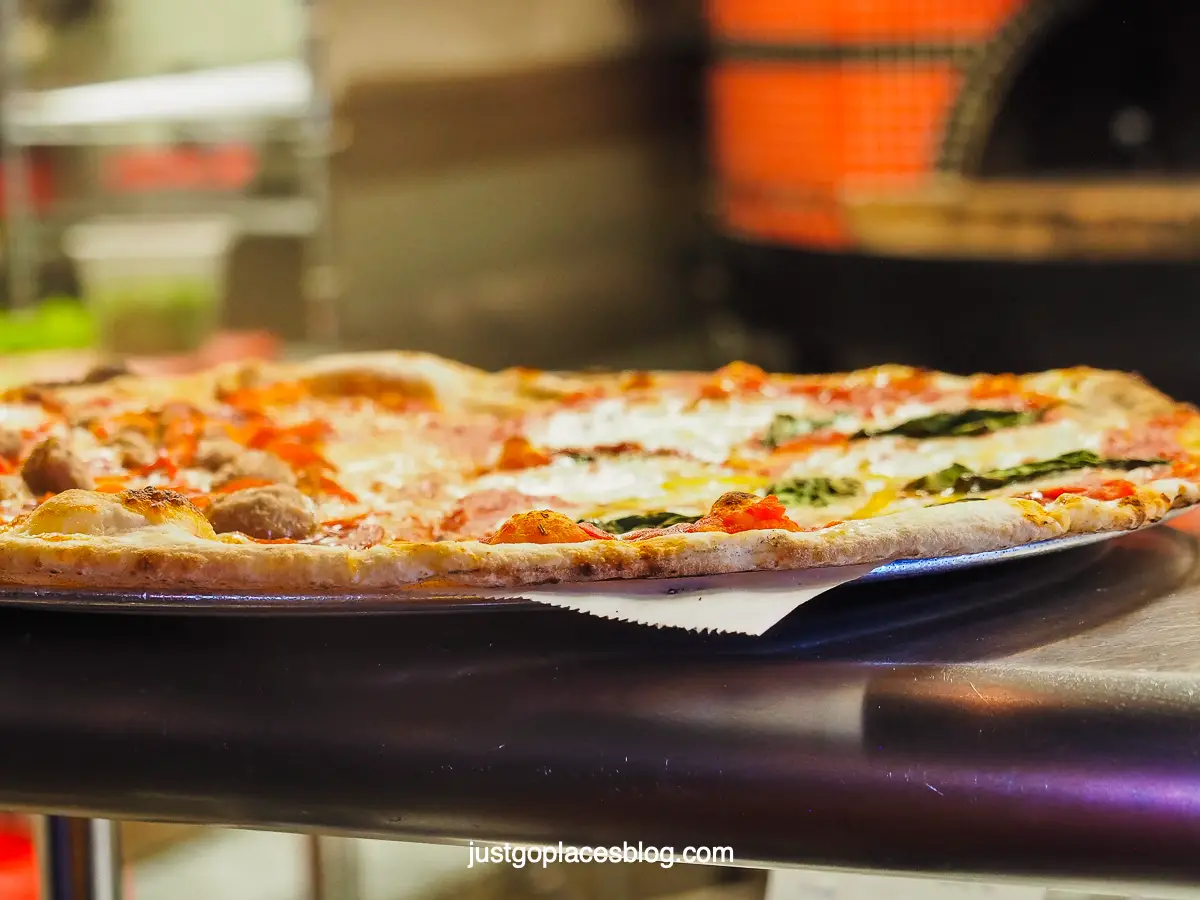 thin crust pizza at Earth and Stone pizza 