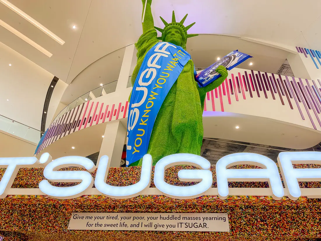 A replica of the Statue of Liberty on top of the It's Sugar store American Dream Mall